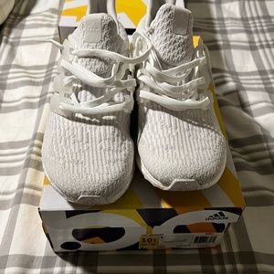 Ultraboost 2.0 triple white